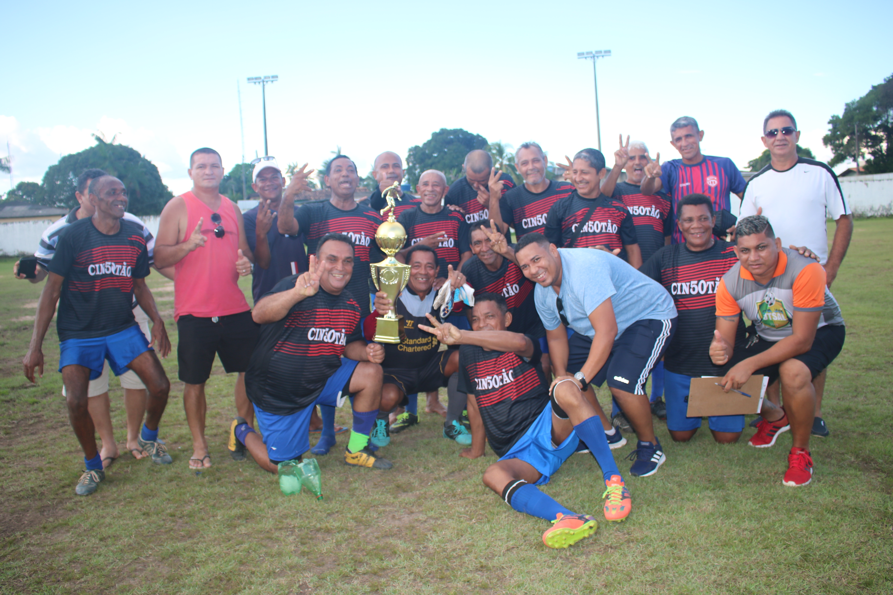 Prefeitura realiza final de Campeonato de Futebol no município.